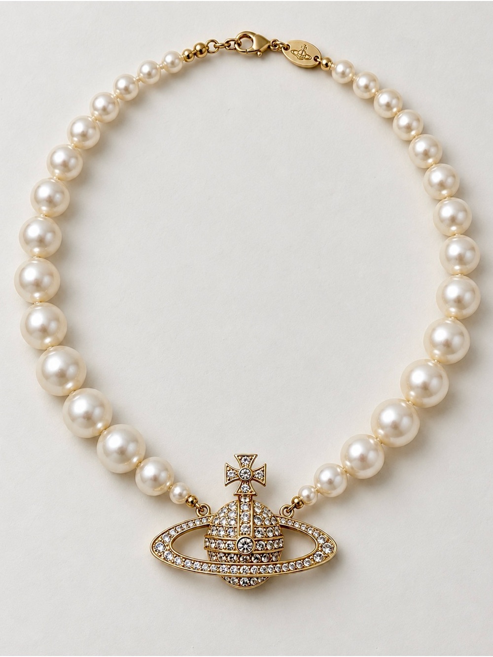 Vivienne Westwood One Row Pearl Bas Relief Choker – Gold / Cream Pearl - Picture 5 of 12